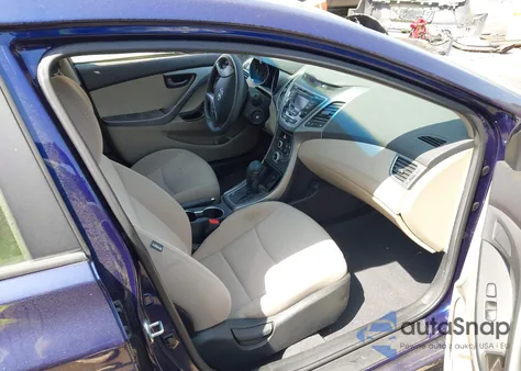 2014 Hyundai Elantra Se z USA, uszkodzony, nr VIN 5NPDH4AE9EH466001